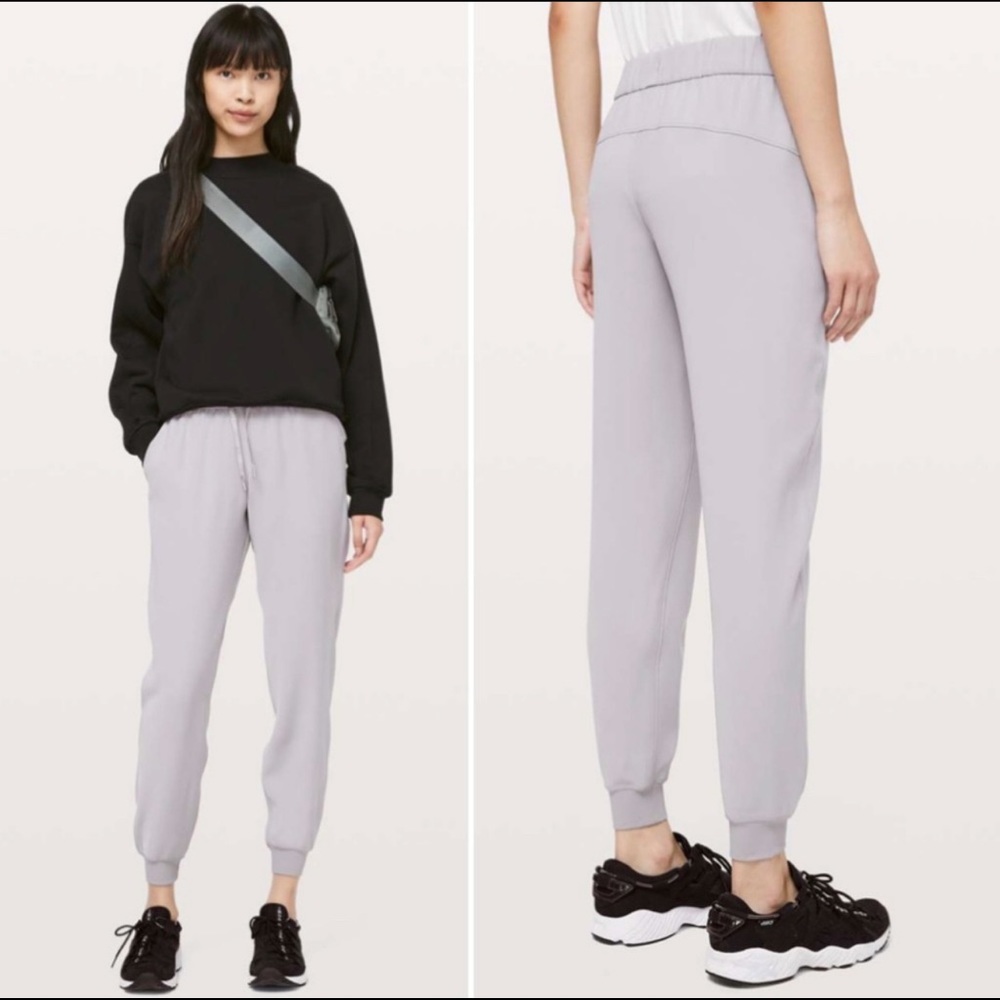 Lululemon || On the Fly Woven Joggers Pants 28" in Silverscreen 6
